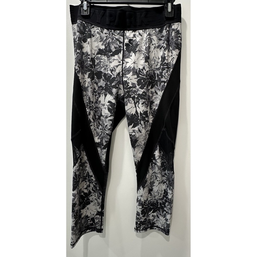 Ivy Park Floral Print Capri Leggings Black White‎ Athleisure Women's